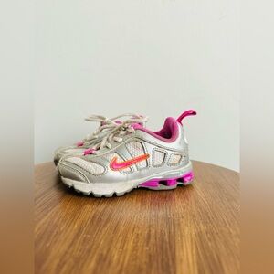 Nike toddler Running Shoes kids 5c gray pink